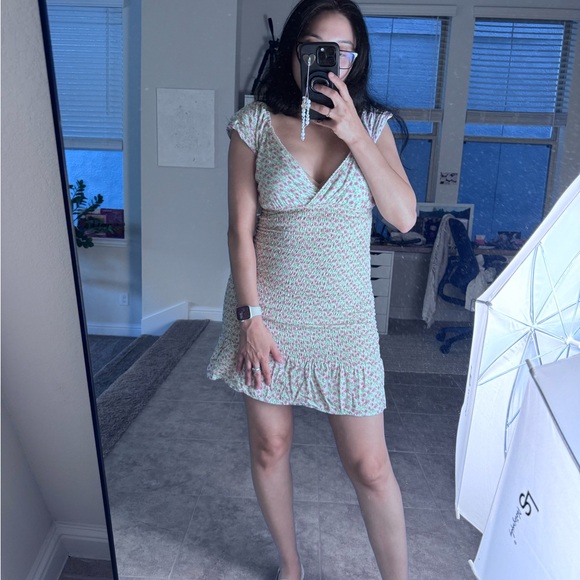 Wild Fable White Ruched Ruffled Mini Dress - Picture 4 of 11